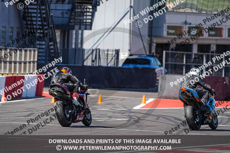 donington no limits trackday;donington park photographs;donington trackday photographs;no limits trackdays;peter wileman photography;trackday digital images;trackday photos